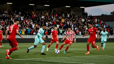 Vatreni dočekani u Zagrebu: navijači čekaju heroje