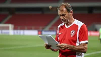 Felipe Obradovich, a 19-year-old Argentine midfielder, has applied for Croatian citizenship, and his transfer to German...